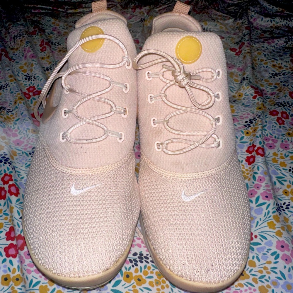 Nike Air Presto Fly oatmeal women sneakers